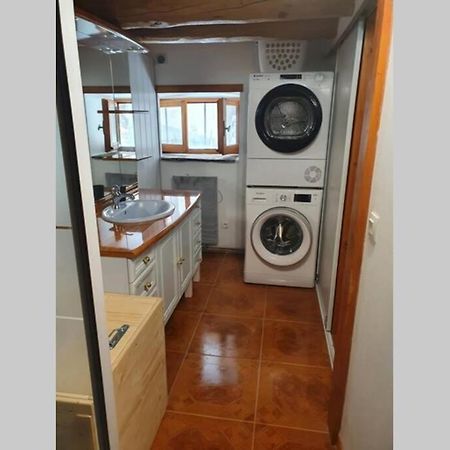 Maison Individuelle Chaleureuse Au Calme บูร์-แซ็งต์-โมริซ ภายนอก รูปภาพ