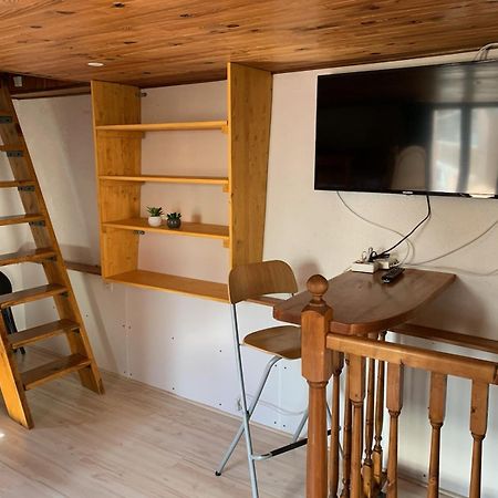 Maison Individuelle Chaleureuse Au Calme บูร์-แซ็งต์-โมริซ ภายนอก รูปภาพ